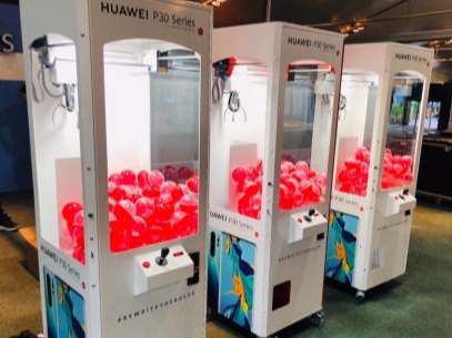 Arcade cranes and prize crane hire