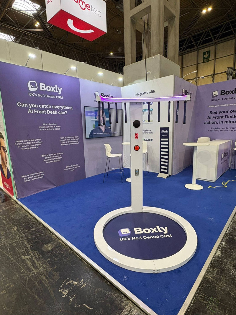 Boxly - Fully Branded Reaction Ring.