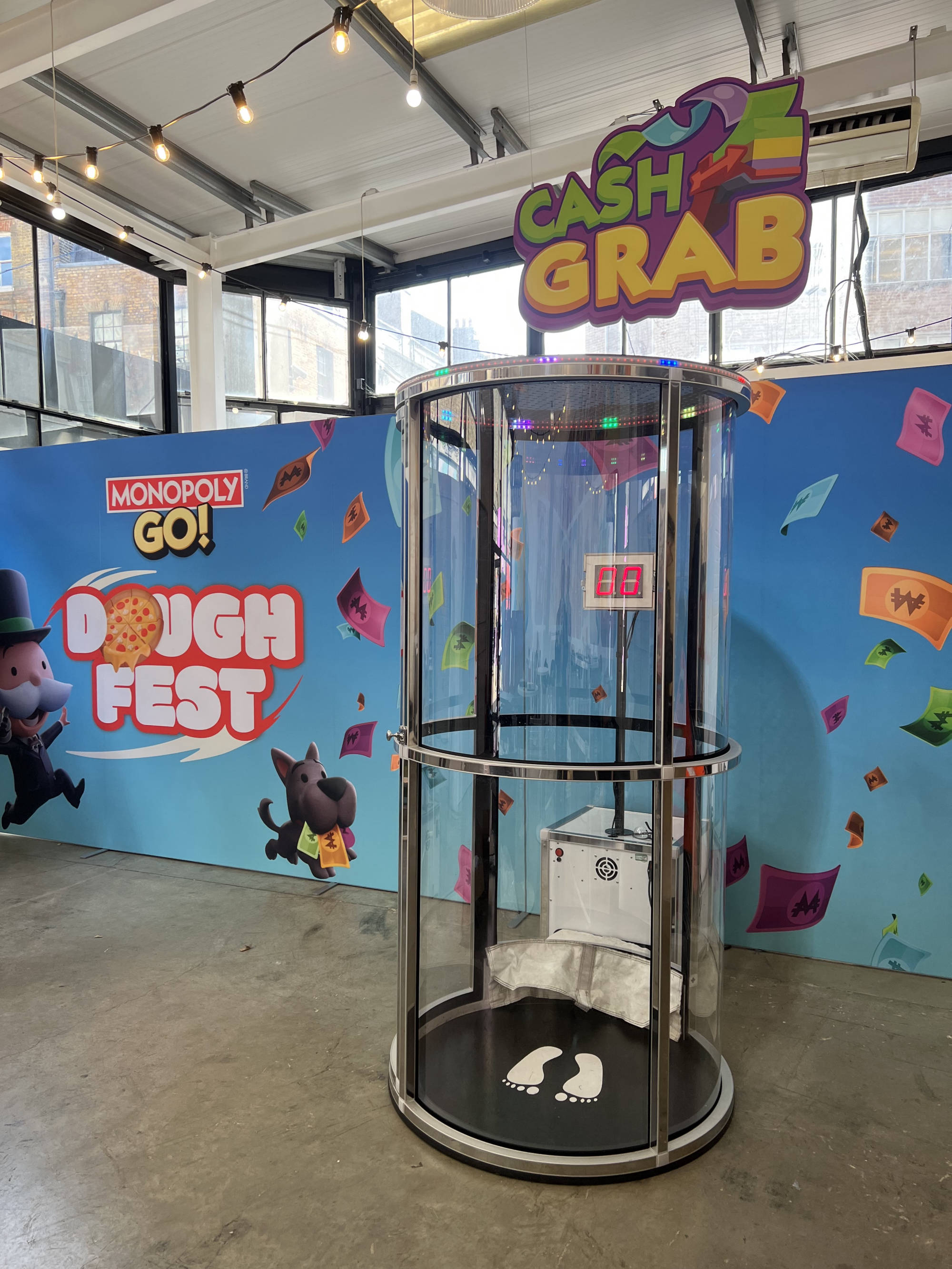 Cash Grabber for Monopoly Go based in London.