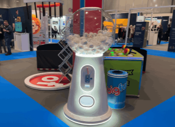 Gashapon Gumball Vending Machine